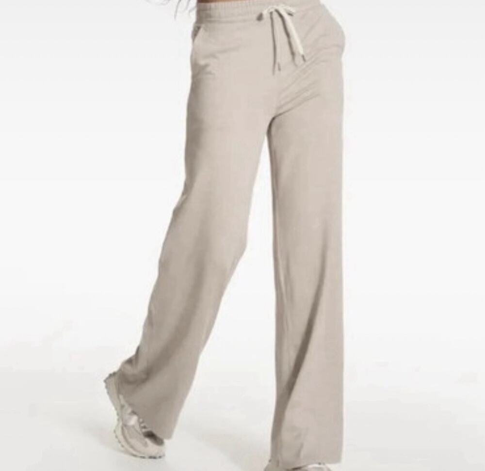 Vuori Halo Essential Wide Leg Pants Womens XL 4-Way Stretch Dreamknit VW4023-S